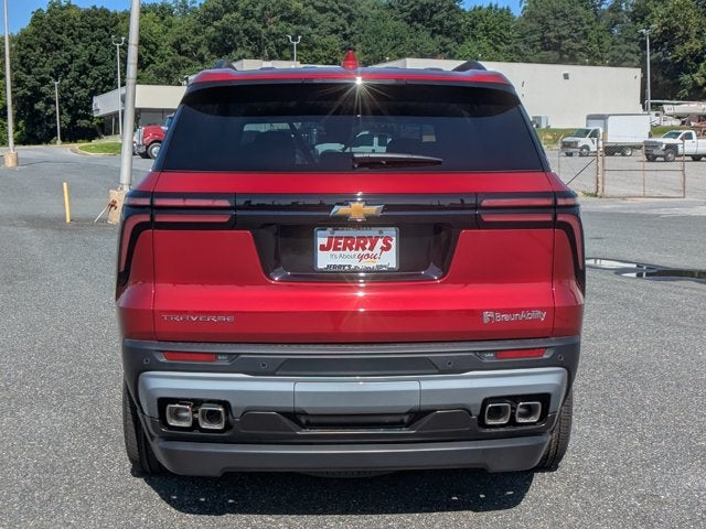 2026 Chevrolet Traverse FWD LT