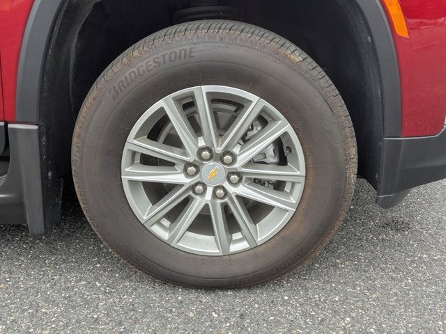 2023 Chevrolet Traverse LT Cloth - BraunAbility XI - Power In-Floor Ramp