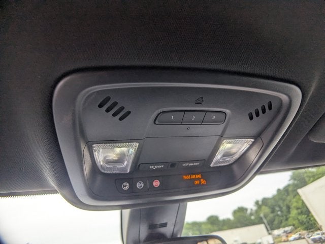 2023 Chevrolet Traverse LT Cloth - BraunAbility XI - Power In-Floor Ramp