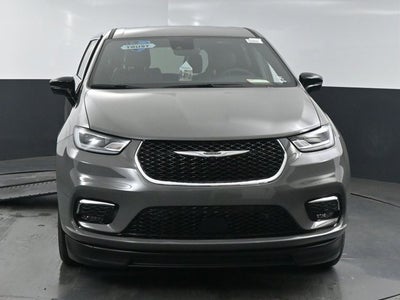 2025 Chrysler Pacifica Select - BraunAbility XI - Power InFloor Ramp