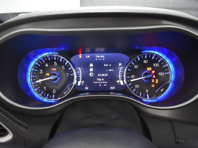 2025 Chrysler Pacifica Select - BraunAbility XT - Power Fold-Out Ramp