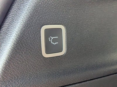 2026 Chrysler Pacifica Select Sport - [NEW]BraunAbility XT - Power Fold-Out Ramp