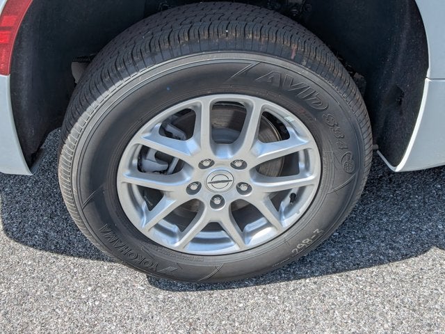 2025 Chrysler Pacifica Select - BraunAbility Manual Rear Entry - Wheelchair Accessible Conversion