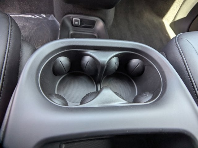 2025 Chrysler Pacifica Select - BraunAbility Manual Rear Entry - Wheelchair Accessible Conversion