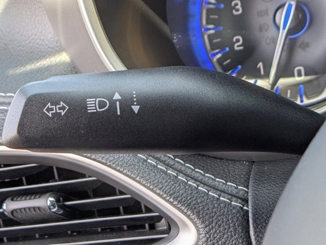 2025 Chrysler Pacifica Select - BraunAbility Manual Rear Entry - Wheelchair Accessible Conversion