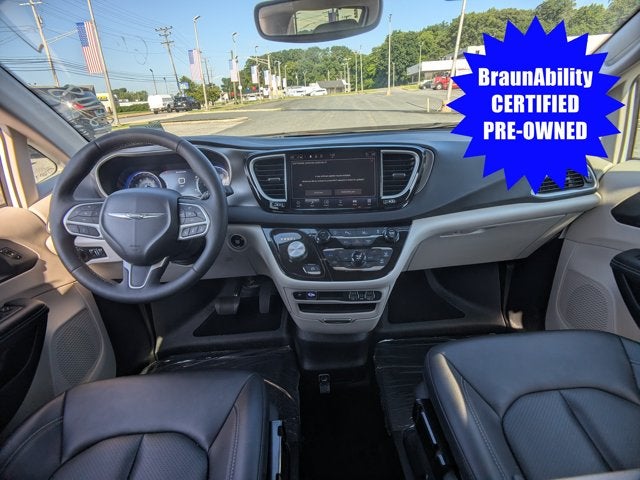 2024 Chrysler Pacifica Touring L - BraunAbility XT Power Fold-Out Ramp