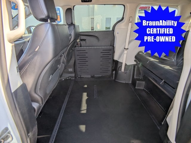 2024 Chrysler Pacifica Touring L - BraunAbility XT Power Fold-Out Ramp