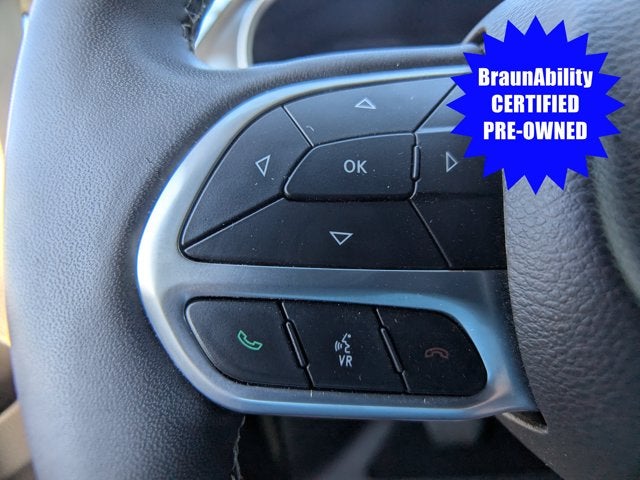 2024 Chrysler Pacifica Touring L - BraunAbility XT Power Fold-Out Ramp