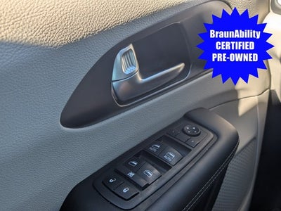 2024 Chrysler Pacifica Touring L - BraunAbility XT Power Fold-Out Ramp