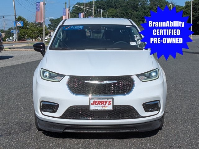 2024 Chrysler Pacifica Touring L - BraunAbility XT Power Fold-Out Ramp