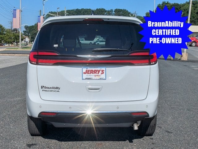 2024 Chrysler Pacifica Touring L - BraunAbility XT Power Fold-Out Ramp