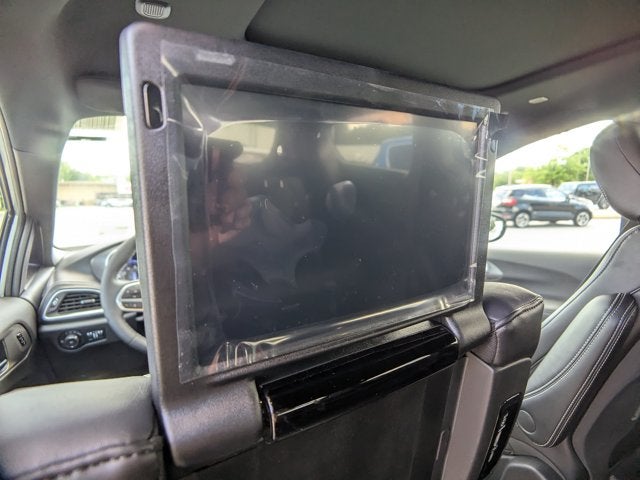 2026 Chrysler Pacifica Select - [NEW] BraunAbility XT - Power Fold-Out Ramp