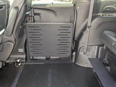 2026 Chrysler Pacifica Select - [NEW] BraunAbility XT - Power Fold-Out Ramp