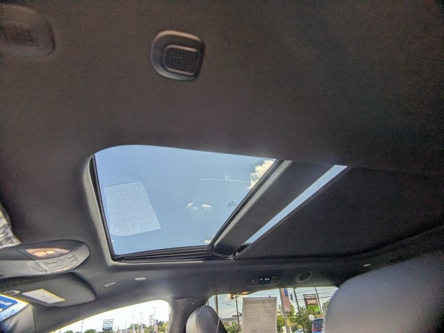 2026 Chrysler Pacifica Select - [NEW] BraunAbility XT - Power Fold-Out Ramp