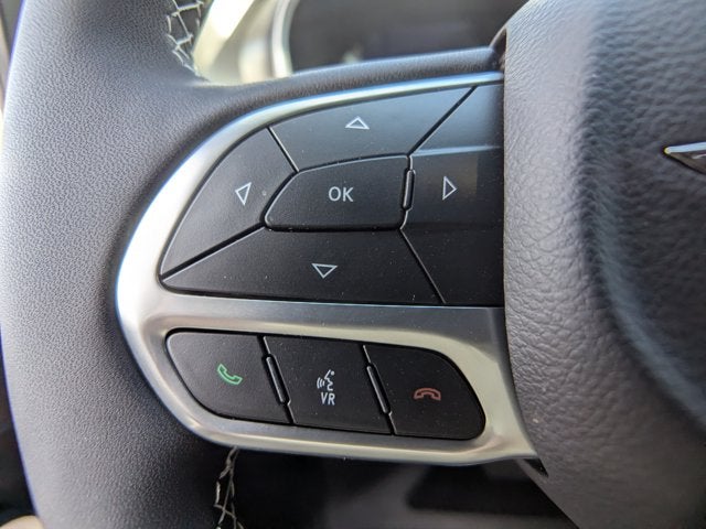 2026 Chrysler Pacifica Select - [NEW] BraunAbility XT - Power Fold-Out Ramp