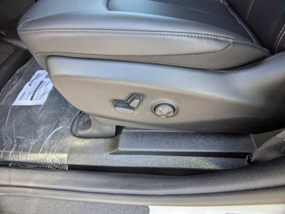 2026 Chrysler Pacifica Select - [NEW] BraunAbility XT - Power Fold-Out Ramp