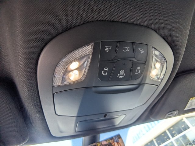 2026 Chrysler Pacifica Select - [NEW] BraunAbility XT - Power Fold-Out Ramp