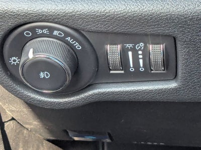 2026 Chrysler Pacifica Select - [NEW] BraunAbility XT - Power Fold-Out Ramp