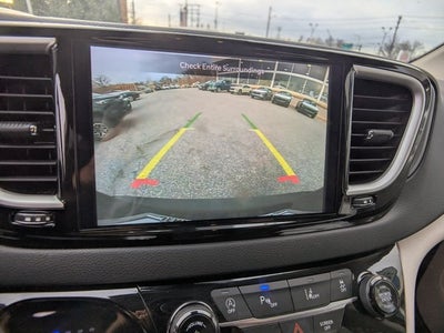 2024 Chrysler Pacifica Touring L - BraunAbility XI Power Infloor Ramp