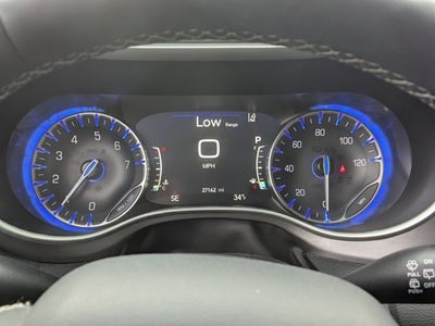 2024 Chrysler Pacifica Touring L - BraunAbility XI Power Infloor Ramp