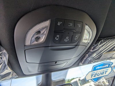 2025 Chrysler Pacifica Select - BraunAbility Manual Rear Entry - Wheelchair Accessible Conversion