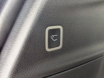 2025 Chrysler Pacifica Select - BraunAbility Manual Rear Entry - Wheelchair Accessible Conversion