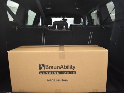 2025 Chrysler Pacifica Select - BraunAbility XT - Power Fold-Out Ramp