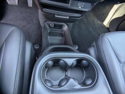 2026 Chrysler Voyager LX - [NEW]BraunAbility Companion Van - Manual Fold-Out Ramp