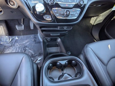2026 Chrysler Voyager LX - Manual Rear Entry Wheelchair Conversion
