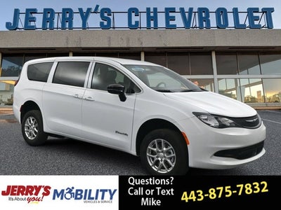 2025 Chrysler Voyager LX - BraunAbility ADA Commercial - Manual Rear Entry Wheelchair Accessible Conversion