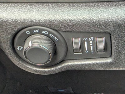 2025 Chrysler Voyager LX - BraunAbility Companion Van - Manual Fold-Out Ramp