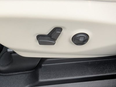 2021 Chrysler Voyager LXI - BraunAbility XT Power Fold-Out Ramp