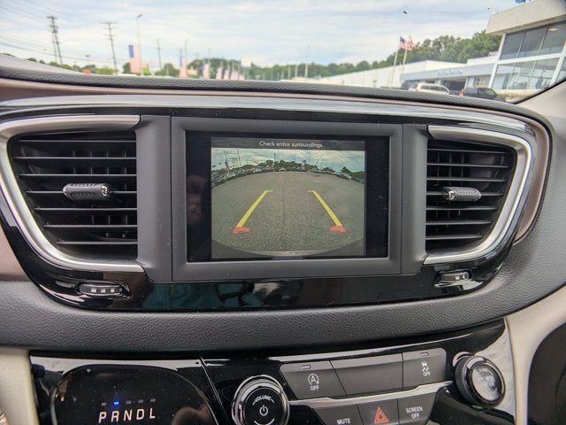 2021 Chrysler Voyager LXI - BraunAbility XT Power Fold-Out Ramp