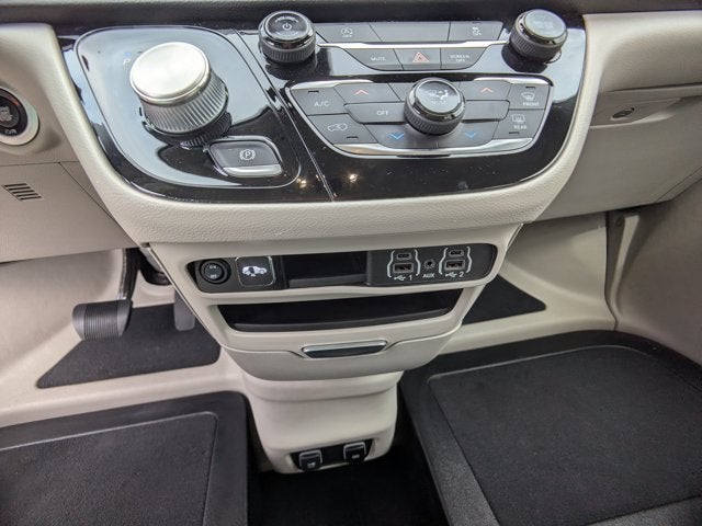 2021 Chrysler Voyager LXI - BraunAbility XT Power Fold-Out Ramp