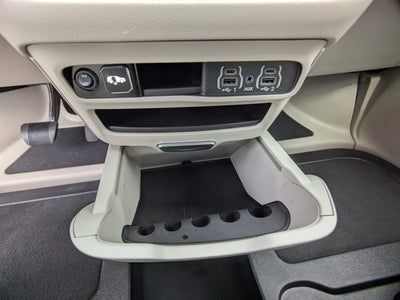 2021 Chrysler Voyager LXI - BraunAbility XT Power Fold-Out Ramp