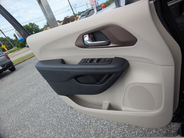 2021 Chrysler Voyager LXI - BraunAbility XT Power Fold-Out Ramp