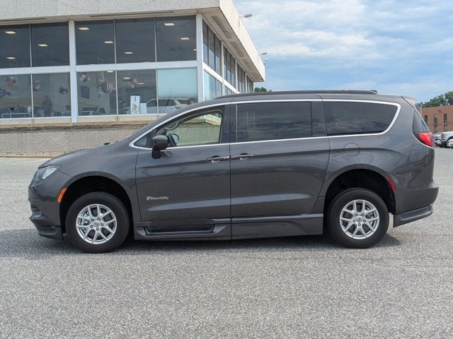 2021 Chrysler Voyager LXI - BraunAbility XT Power Fold-Out Ramp