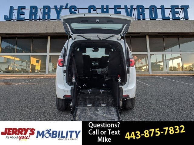 2024 Chrysler Pacifica Touring - Manual Rear Entry - Wheelchair Accessible Conversion