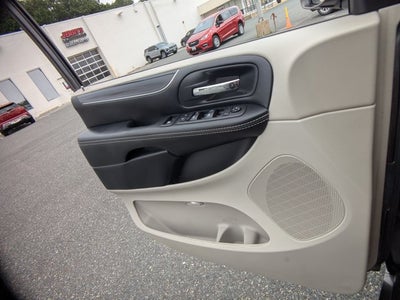 2019 Dodge Grand Caravan SXT - FR Conversions - Manual Rear Entry Conversion