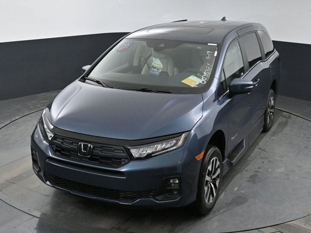2026 Honda Odyssey EX-L - BraunAbility XI - Power In-Floor Ramp
