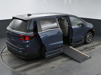 2026 Honda Odyssey EX-L - BraunAbility XI - Power In-Floor Ramp