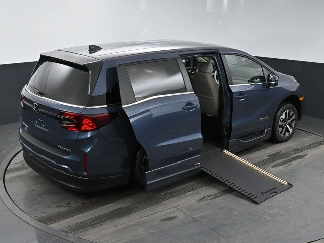 2026 Honda Odyssey EX-L - BraunAbility XI - Power In-Floor Ramp