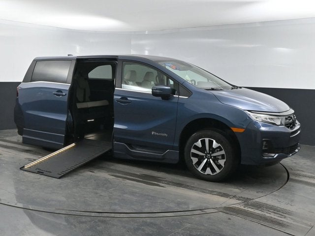 2026 Honda Odyssey EX-L - BraunAbility XI - Power In-Floor Ramp