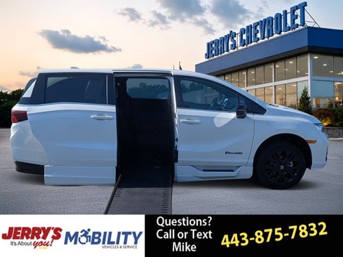 2026 Honda Odyssey Sport-L - [NEW] BraunAbility XI - Power In-floor Ramp