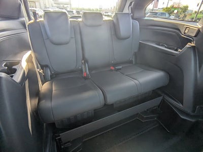 2026 Honda Odyssey Sport-L - [NEW] BraunAbility XI - Power In-floor Ramp