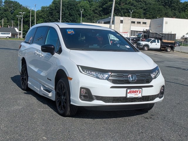 2026 Honda Odyssey Sport-L - [NEW] BraunAbility XI - Power In-floor Ramp
