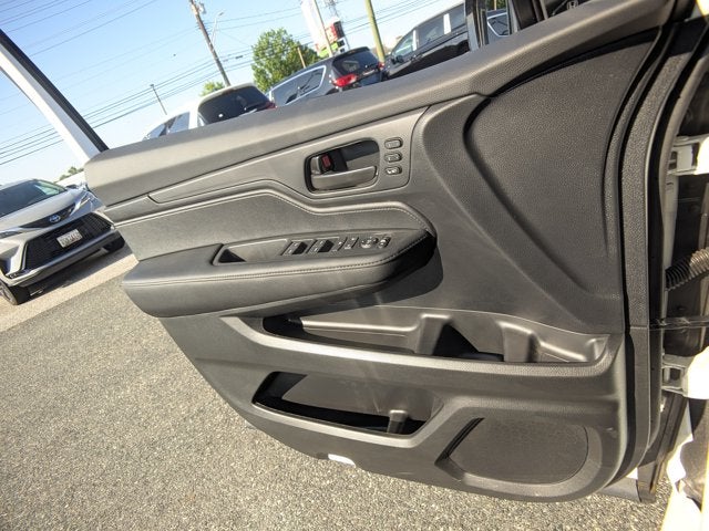 2026 Honda Odyssey Sport-L - [NEW] BraunAbility XI - Power In-floor Ramp