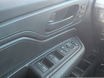 2026 Honda Odyssey Sport-L - [NEW] BraunAbility XI - Power In-floor Ramp