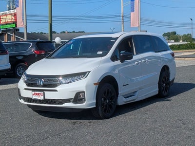 2026 Honda Odyssey Sport-L - [NEW] BraunAbility XI - Power In-floor Ramp