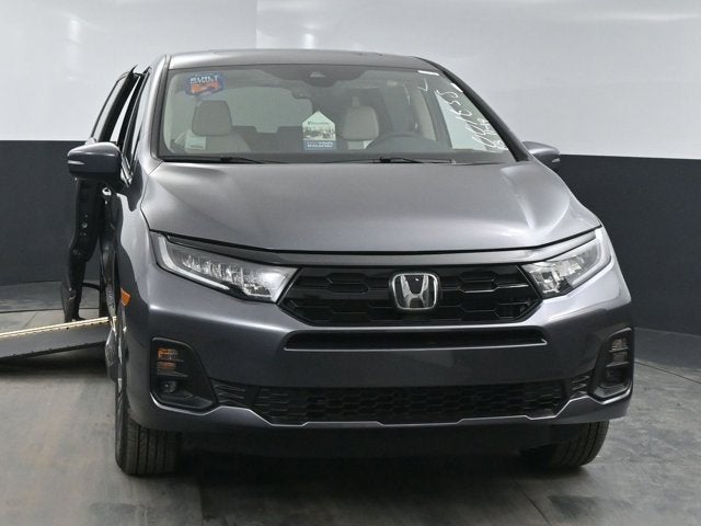 2026 Honda Odyssey Touring - BraunAbility XI Power Infloor Ramp